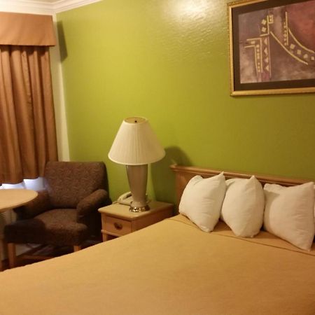 Kelseyville Motel Exterior photo