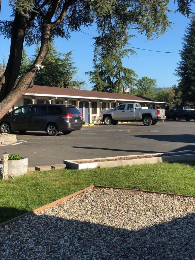 Kelseyville Motel Exterior photo