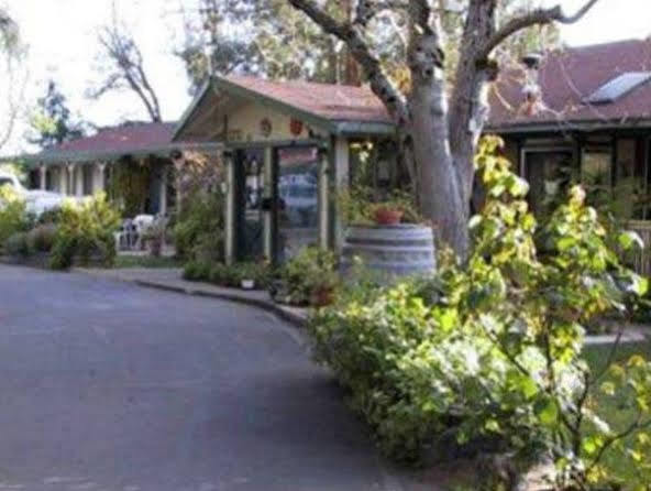 Kelseyville Motel Exterior photo